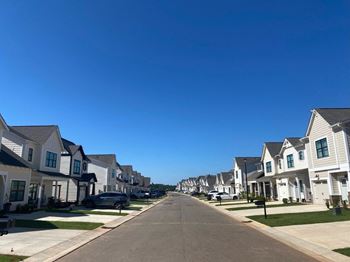 Turnberry park luxury rental homes in gardendale, al